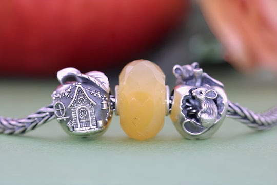 Apple House