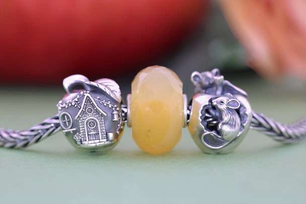 Apple House